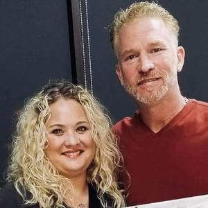 Meet your Posher, Casey